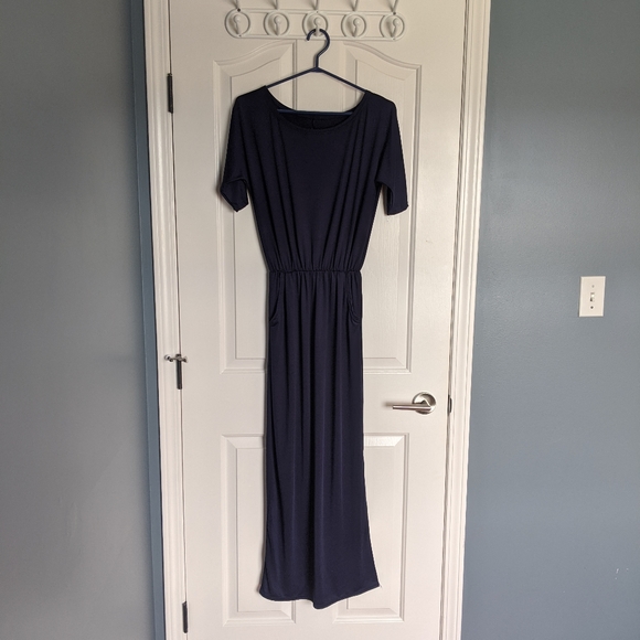 FWP - Navy maxi dress with pockets - Picture 2 of 6